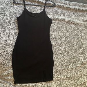 Black bodycon dress